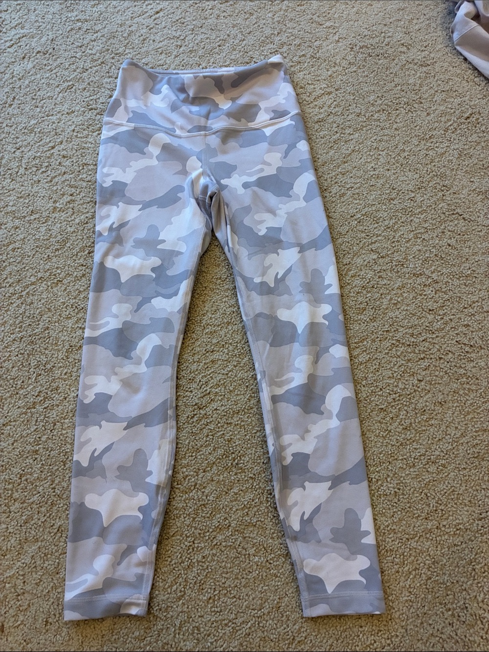 Women’s XS  Yogalicious Grey Camo Active Leggings - Performance Bottoms